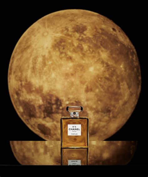 chanel moon perfume